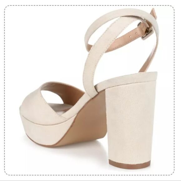 New Journee Collection Wide Width Nairri Vegan Leather Platform Beige size 10 - Picture 7 of 8